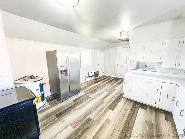 403 S Cimarron Avenue, Drumright, OK 74030