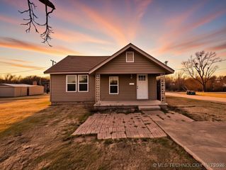 403 S Cimarron Avenue, Drumright, OK 74030