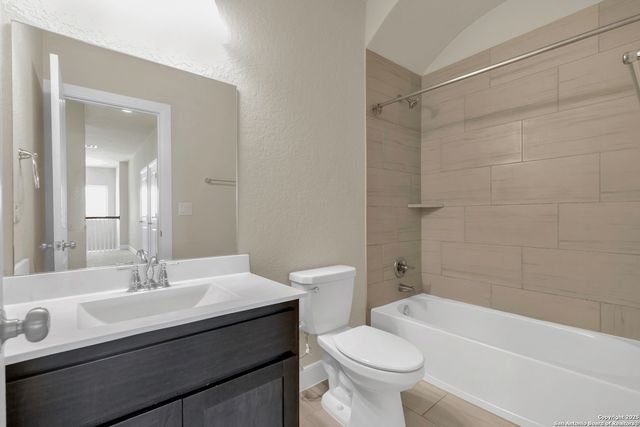945 Foxbrook, Cibolo, TX 78108