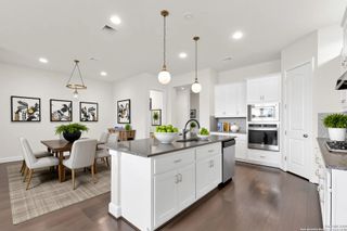 945 Foxbrook, Cibolo, TX 78108
