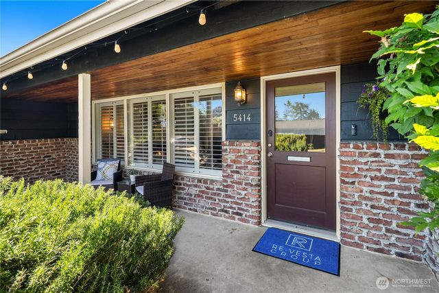 5414 SW Beach Drive Terrace, Seattle, WA 98116