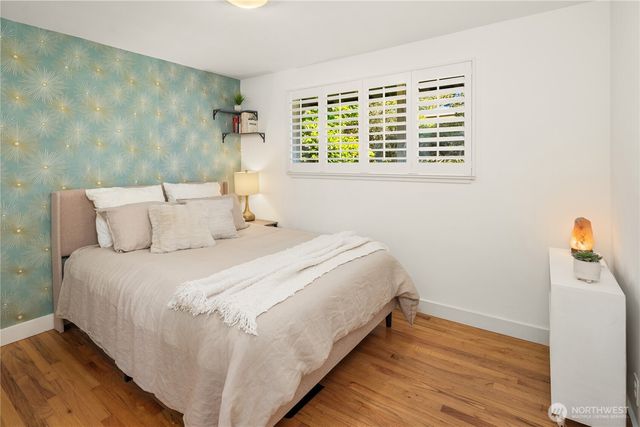 5414 SW Beach Drive Terrace, Seattle, WA 98116