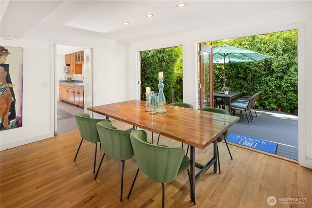 5414 SW Beach Drive Terrace, Seattle, WA 98116