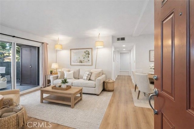 200 E Alessandro 72, Riverside, CA 92508