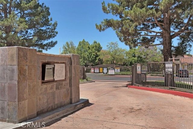 200 E Alessandro 72, Riverside, CA 92508