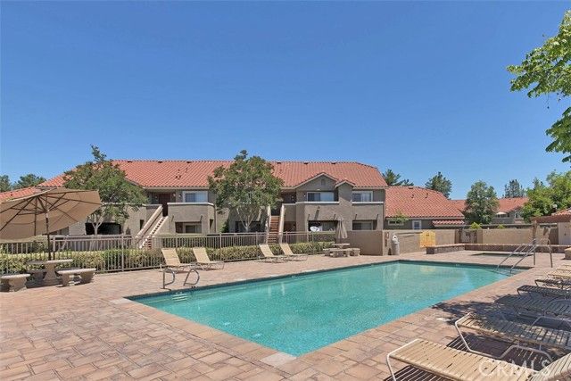 200 E Alessandro 72, Riverside, CA 92508