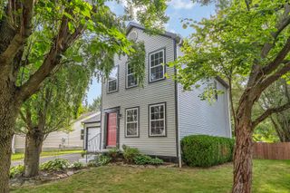 562 Durham Lane, Delaware, OH 43015