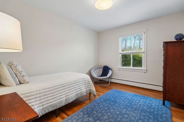 22 Brook Hollow Ln, New Providence Boro, NJ 07974