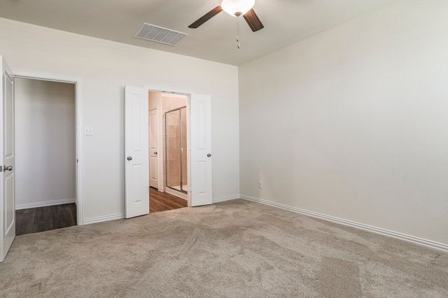 652 Ridgeback Trail, Fort Worth, TX 76052
