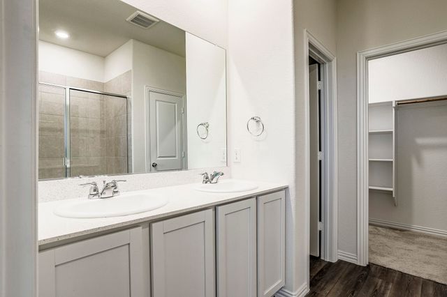 652 Ridgeback Trail, Fort Worth, TX 76052