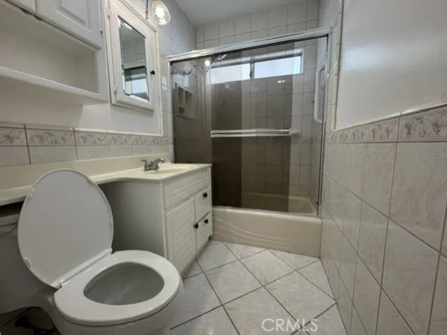 3759 Ocana Avenue, Long Beach, CA 90808