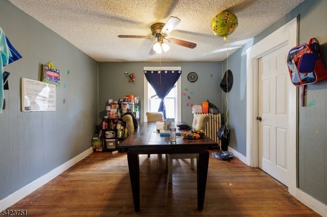 427 Robins St, Roselle Boro, NJ 07203