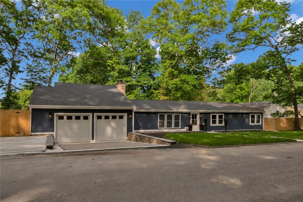 115 Hill Top Drive, Johnston, RI 02919