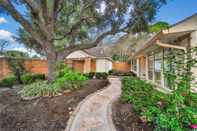 3426 Cape Forest Drive, Kingwood, TX 77345