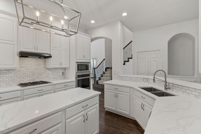 8124 Peacock Lane, Frisco, TX 75035
