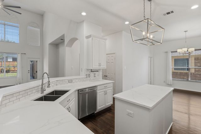 8124 Peacock Lane, Frisco, TX 75035