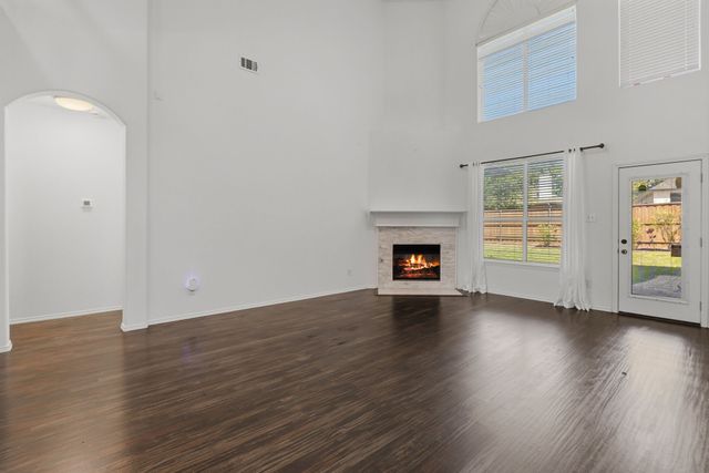 8124 Peacock Lane, Frisco, TX 75035