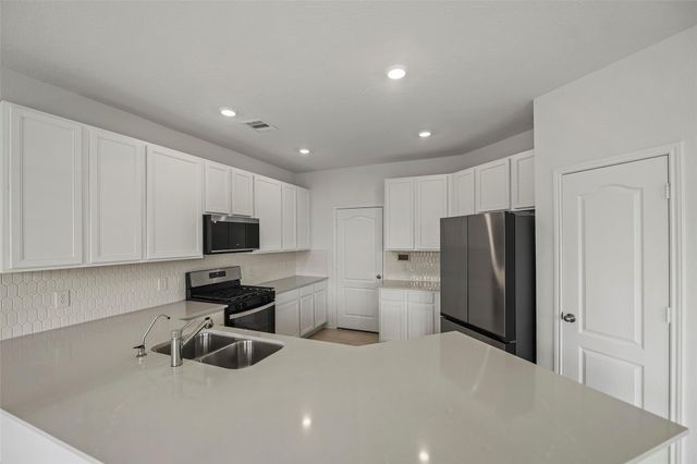21111 Salton Sea Lane, Cypress, TX 77433