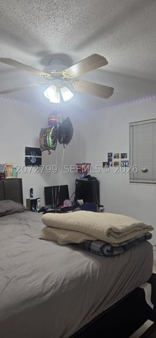 4118 N Circle Dr, Hollywood, FL 33021