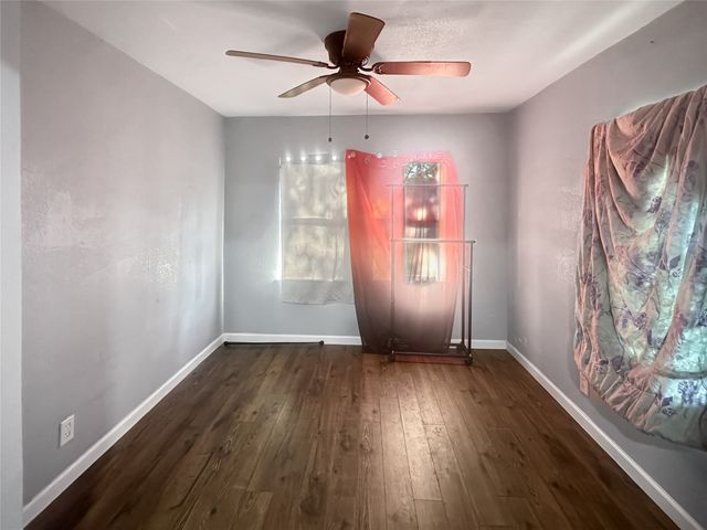 301 Mirike Drive, White Settlement, TX 76108