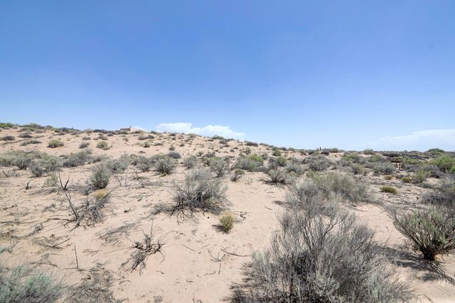 1597 Camino de la Tierra, Corrales, NM 87048