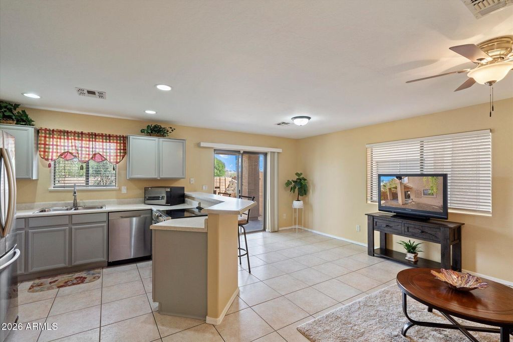 15647 N 29TH Way, Phoenix, AZ 85032 — photo 5