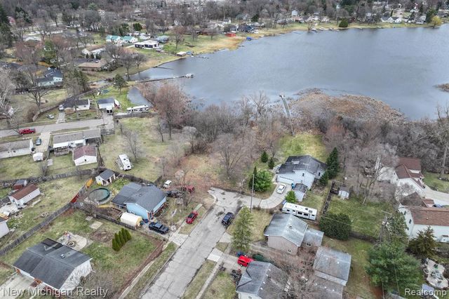 VL Delphine Drive, Holly, MI 48442