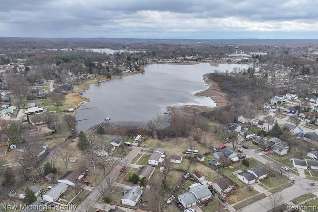 VL Delphine Drive, Holly, MI 48442