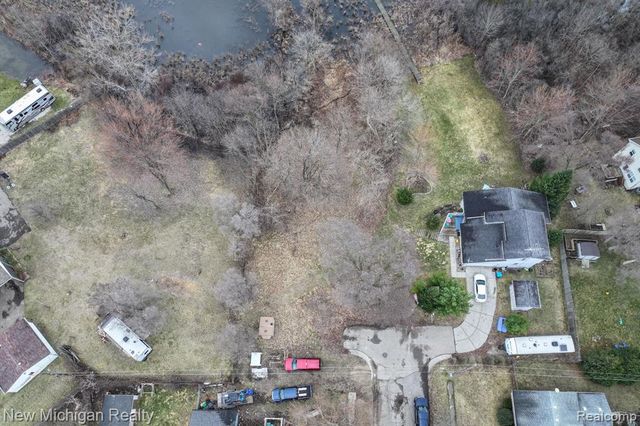 VL Delphine Drive, Holly, MI 48442