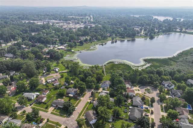 VL Delphine Drive, Holly, MI 48442