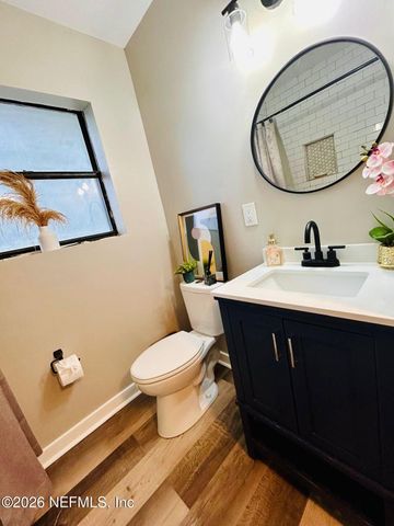 3305 CESERY Boulevard, Jacksonville, FL 32277