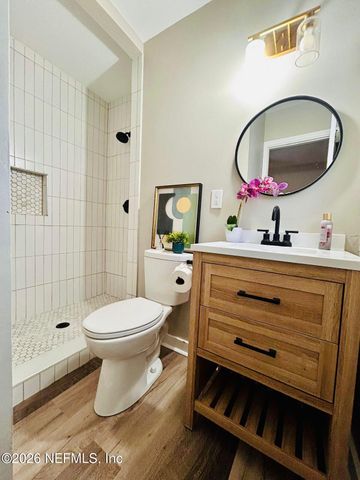 3305 CESERY Boulevard, Jacksonville, FL 32277