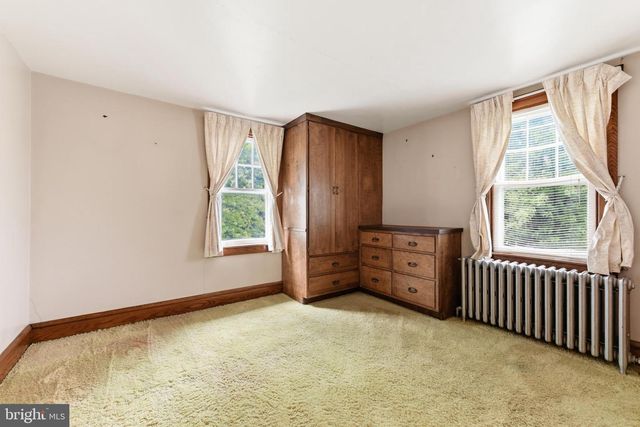 1415 SHARTLESVILLE RD, Mohrsville, PA 19541