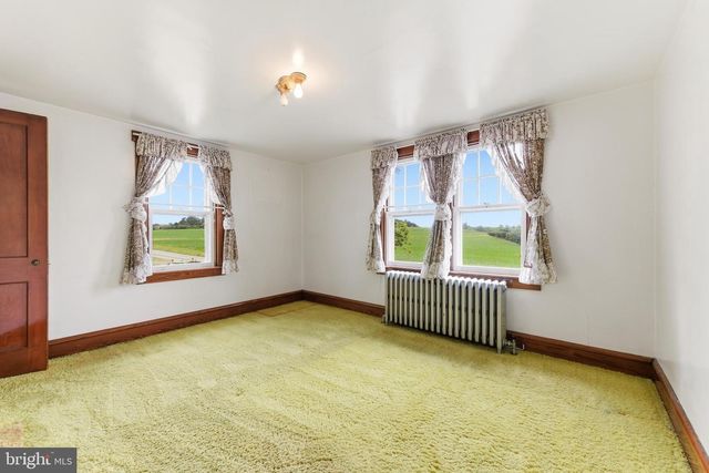 1415 SHARTLESVILLE RD, Mohrsville, PA 19541