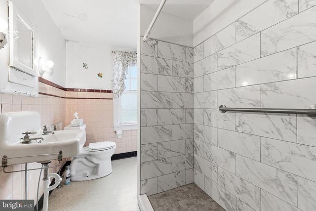 1415 SHARTLESVILLE RD, Mohrsville, PA 19541