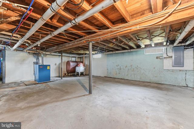 1415 SHARTLESVILLE RD, Mohrsville, PA 19541