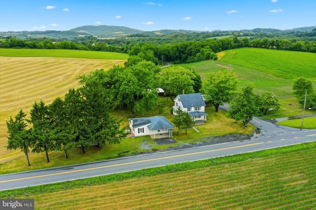 1415 SHARTLESVILLE RD, Mohrsville, PA 19541