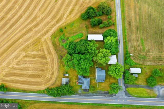 1415 SHARTLESVILLE RD, Mohrsville, PA 19541