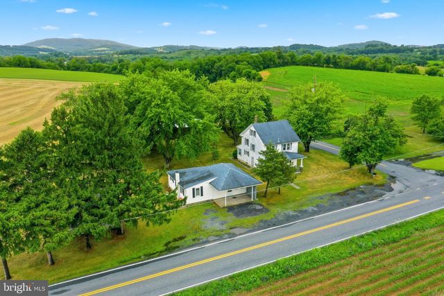 1415 SHARTLESVILLE RD, Mohrsville, PA 19541