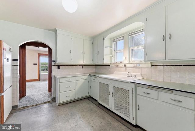 1415 SHARTLESVILLE RD, Mohrsville, PA 19541