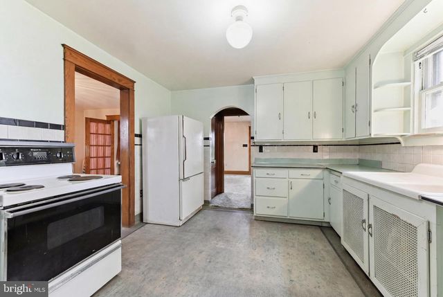 1415 SHARTLESVILLE RD, Mohrsville, PA 19541