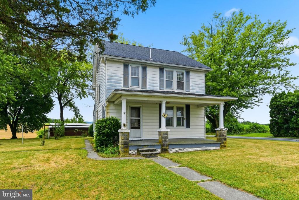 1415 SHARTLESVILLE RD, Mohrsville, PA 19541