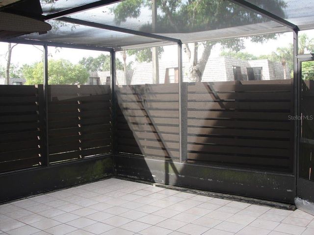 15235 W POND WOODS DRIVE, Tampa, FL 33618