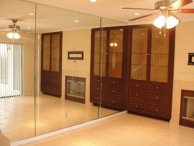 15235 W POND WOODS DRIVE, Tampa, FL 33618
