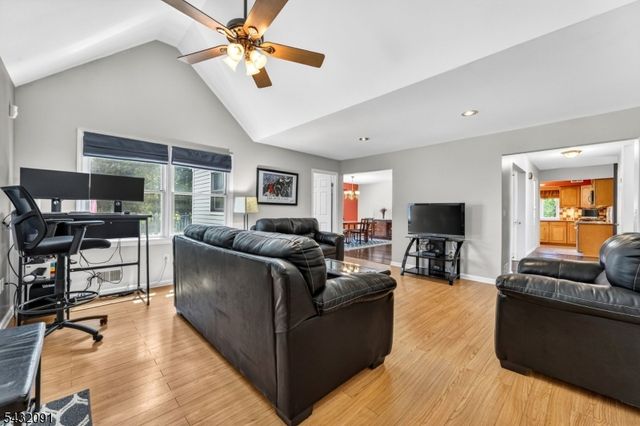 1 Wyckoff Way, Hillsborough Twp., NJ 08844