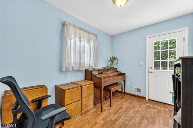 1 Wyckoff Way, Hillsborough Twp., NJ 08844