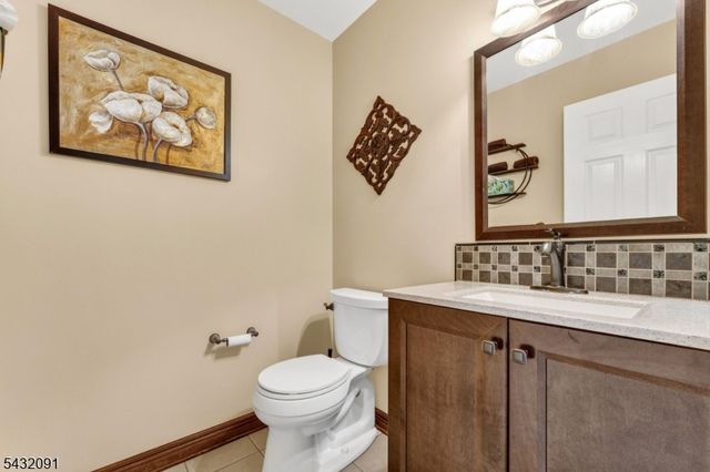 1 Wyckoff Way, Hillsborough Twp., NJ 08844