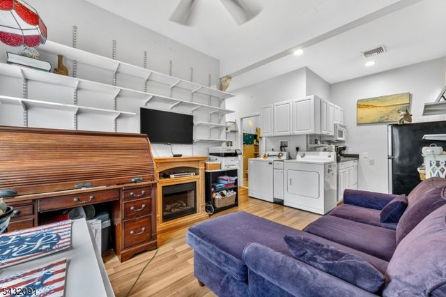 1 Wyckoff Way, Hillsborough Twp., NJ 08844