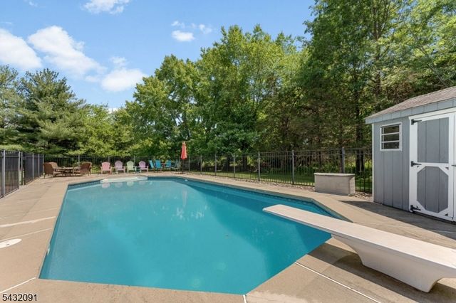 1 Wyckoff Way, Hillsborough Twp., NJ 08844