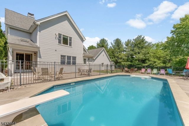 1 Wyckoff Way, Hillsborough Twp., NJ 08844